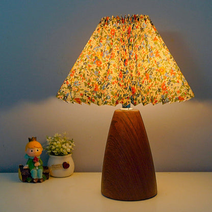 Bela Vintage Wood Table Lamp – Stylish Dimmable Lighting for Cozy Spaces