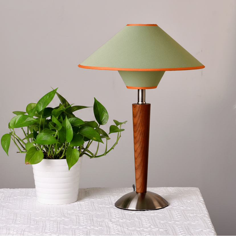 Trelin Elegant Bedside Table Lamp – Elegant Fabric Shade for Cozy Lighting