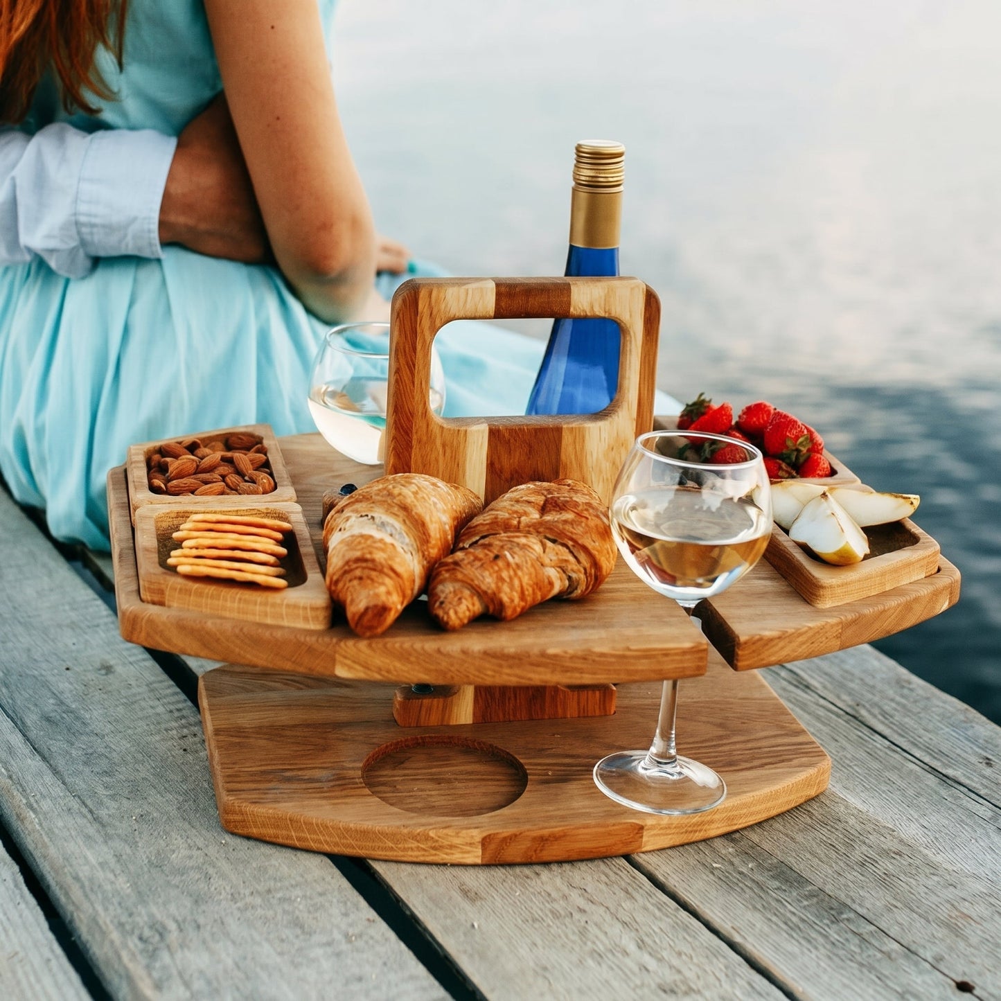 Vita Outdoor Caddy Side Table – Lightweight Bamboo Design for Easy Outdoor Access