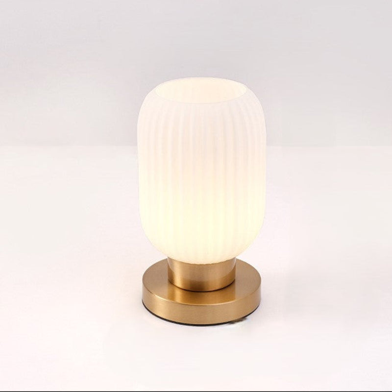 Hirel Modern Bedside Table Lamp – Sleek Design for Elegant Bedroom Lighting