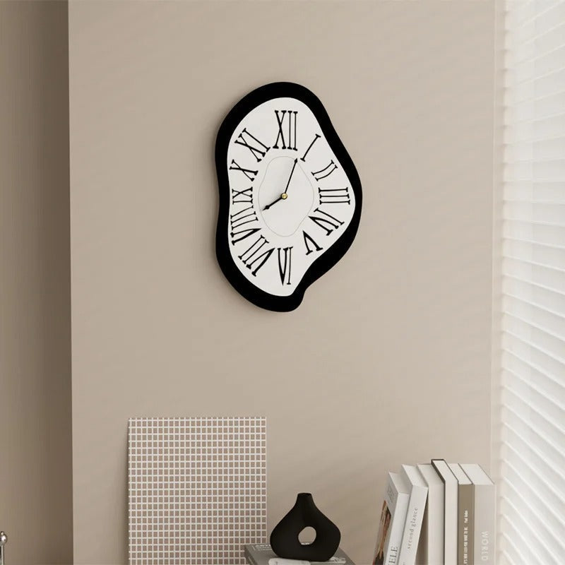 Lunaris Modern Wall Clock – Sculpted Acrylic Art for Elegant Interiors