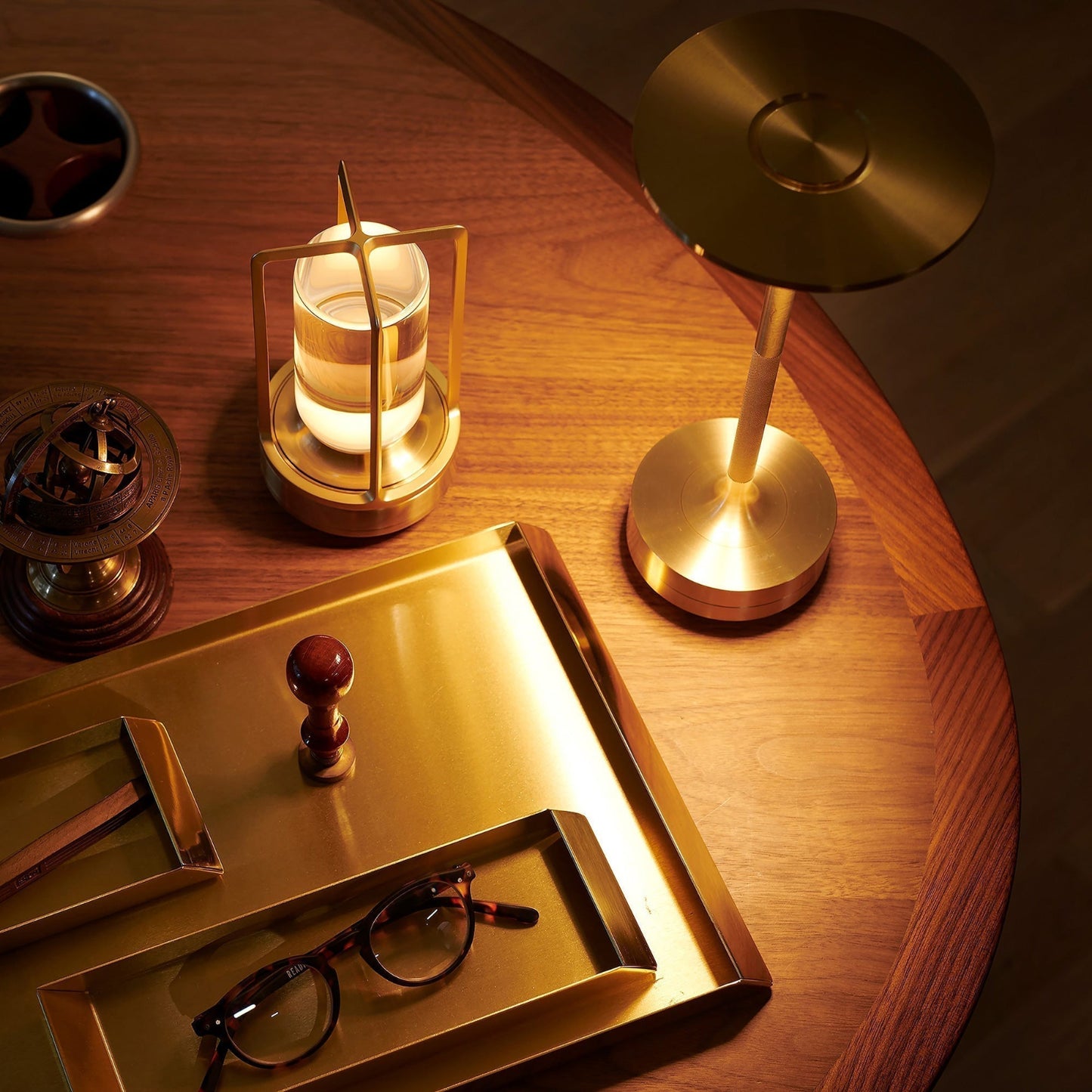 Harmon Wireless Table Lamp – Modern Design for Elegant Home Lighting
