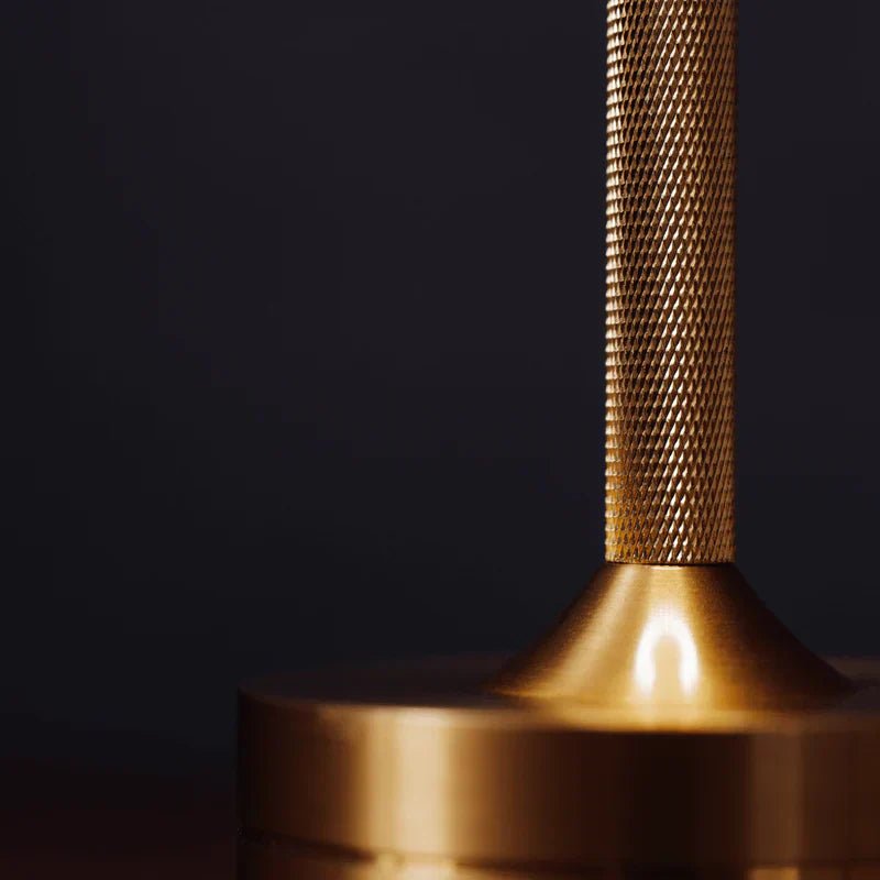 Harmon Wireless Table Lamp – Modern Design for Elegant Home Lighting