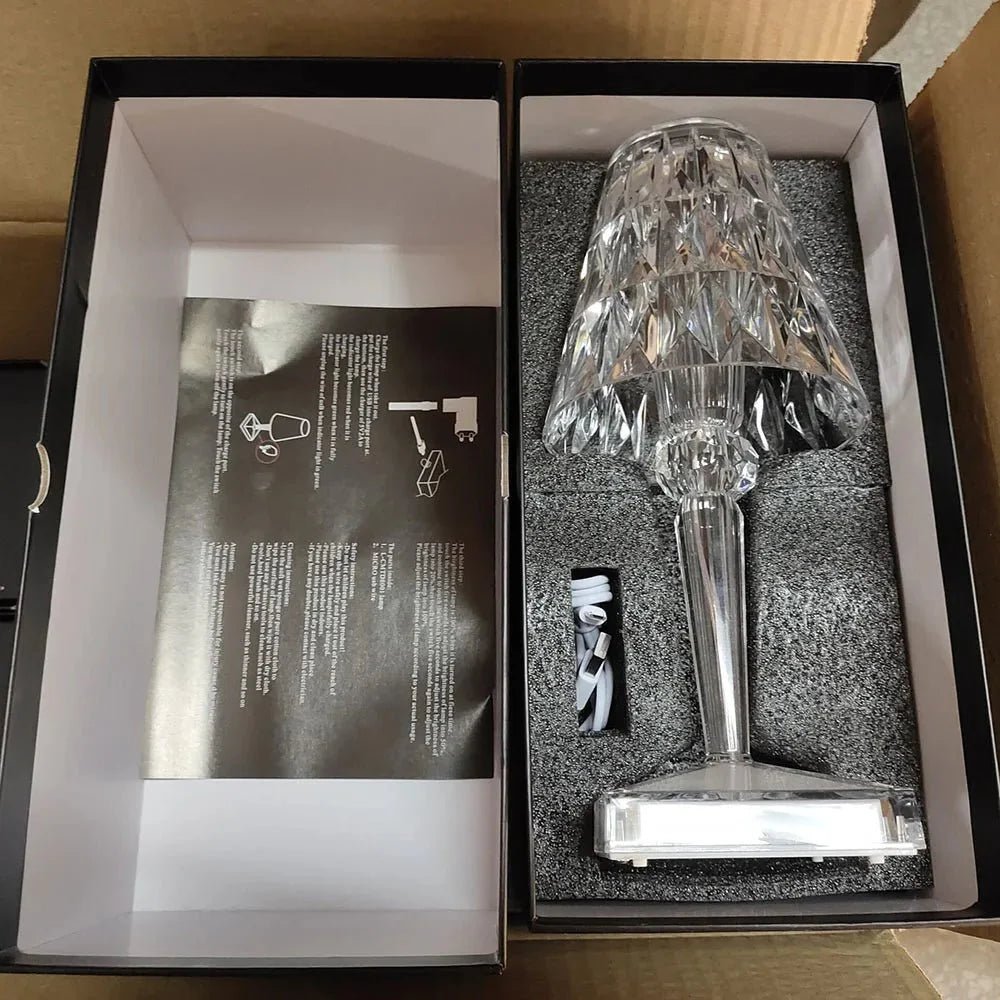 Diamond Modern Acrylic Table Lamp – Rechargeable Cordless Design for Elegant Spaces