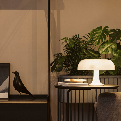 Avara Adjustable Bedside Table Lamp – Playful Design for Versatile Ambiance