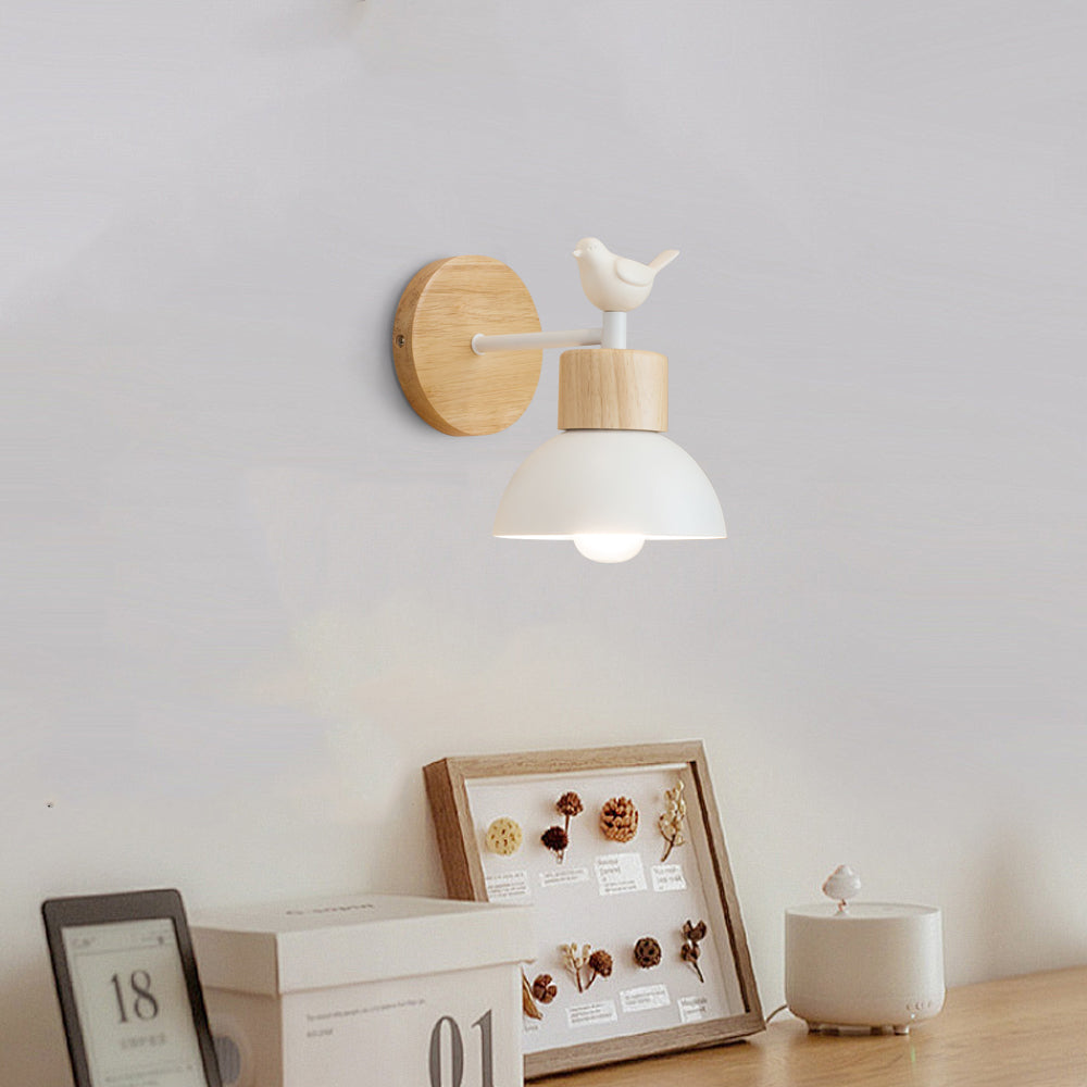 Sylvia Modern Wall Light – Nature-Inspired Sconce for Cozy Home Spaces