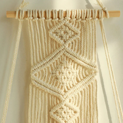 Nalara Boho Macrame Wall Shelf for Plants and Cosy Decor