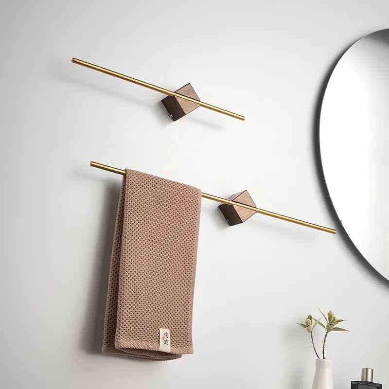 Norevia Modern Towel Rack – Space-Saving Design for Bathroom Storage Solutions