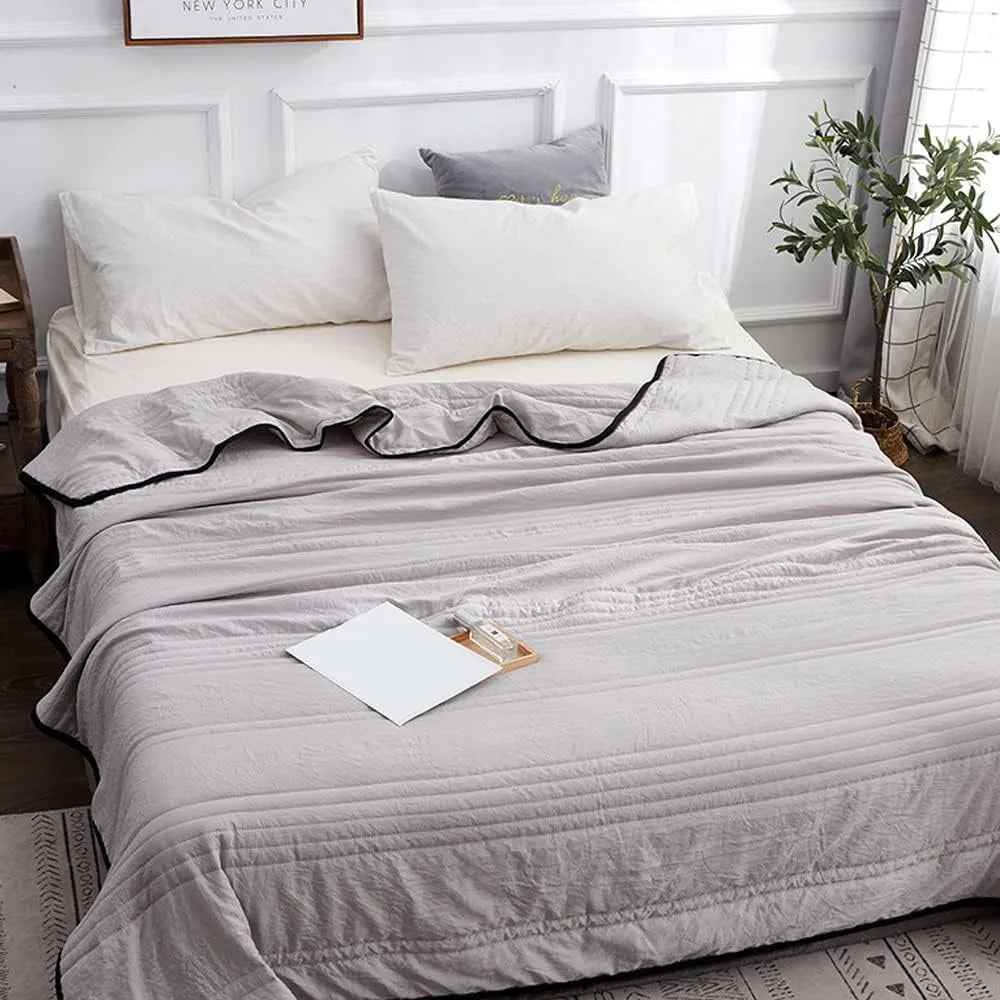 AeroCool Summer Blanket – Lightweight Breathable Comfort for Warm Night Sleep