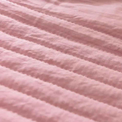 AeroCool Summer Blanket – Lightweight Breathable Comfort for Warm Night Sleep
