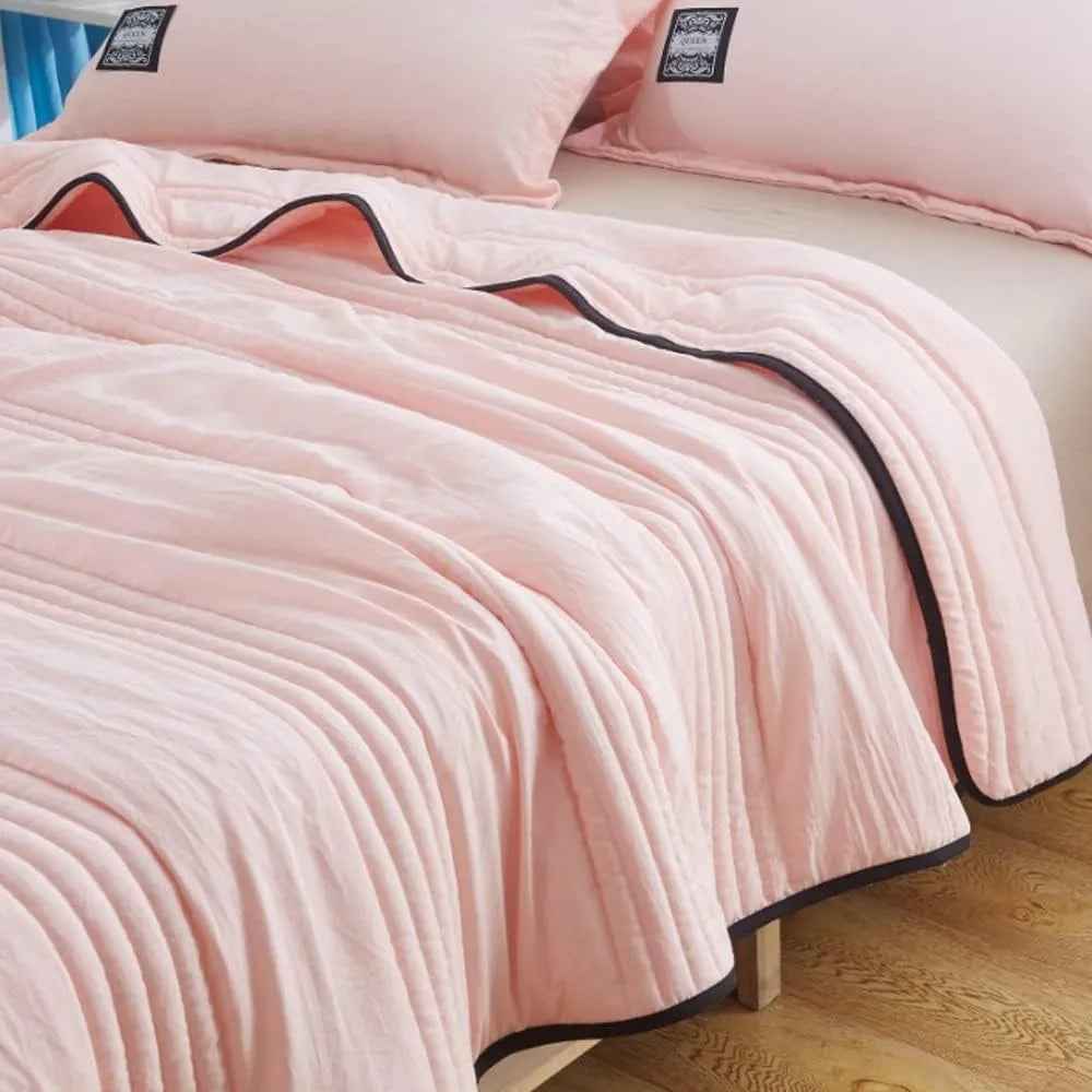 AeroCool Summer Blanket – Lightweight Breathable Comfort for Warm Night Sleep