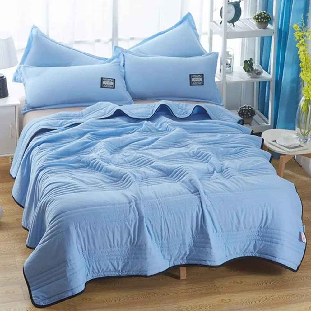 AeroCool Summer Blanket – Lightweight Breathable Comfort for Warm Night Sleep