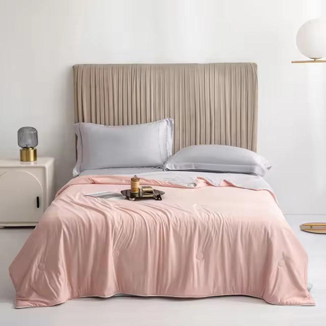 AuraPastel Summer Cooling Blanket – Lightweight Breathable Comfort for Hot Nights