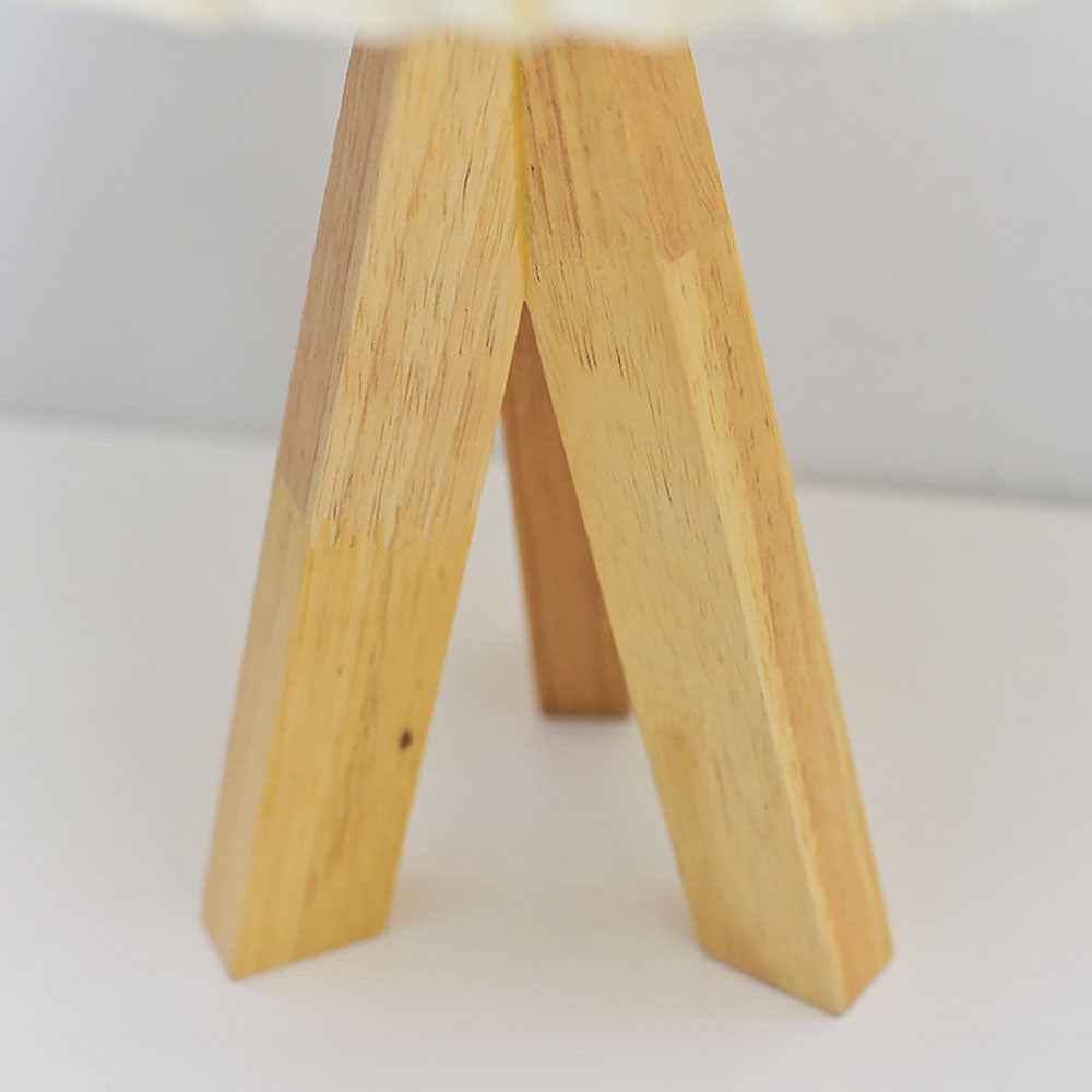 Mushroom Pleat Table Lamp with LED for Cosy Interiors