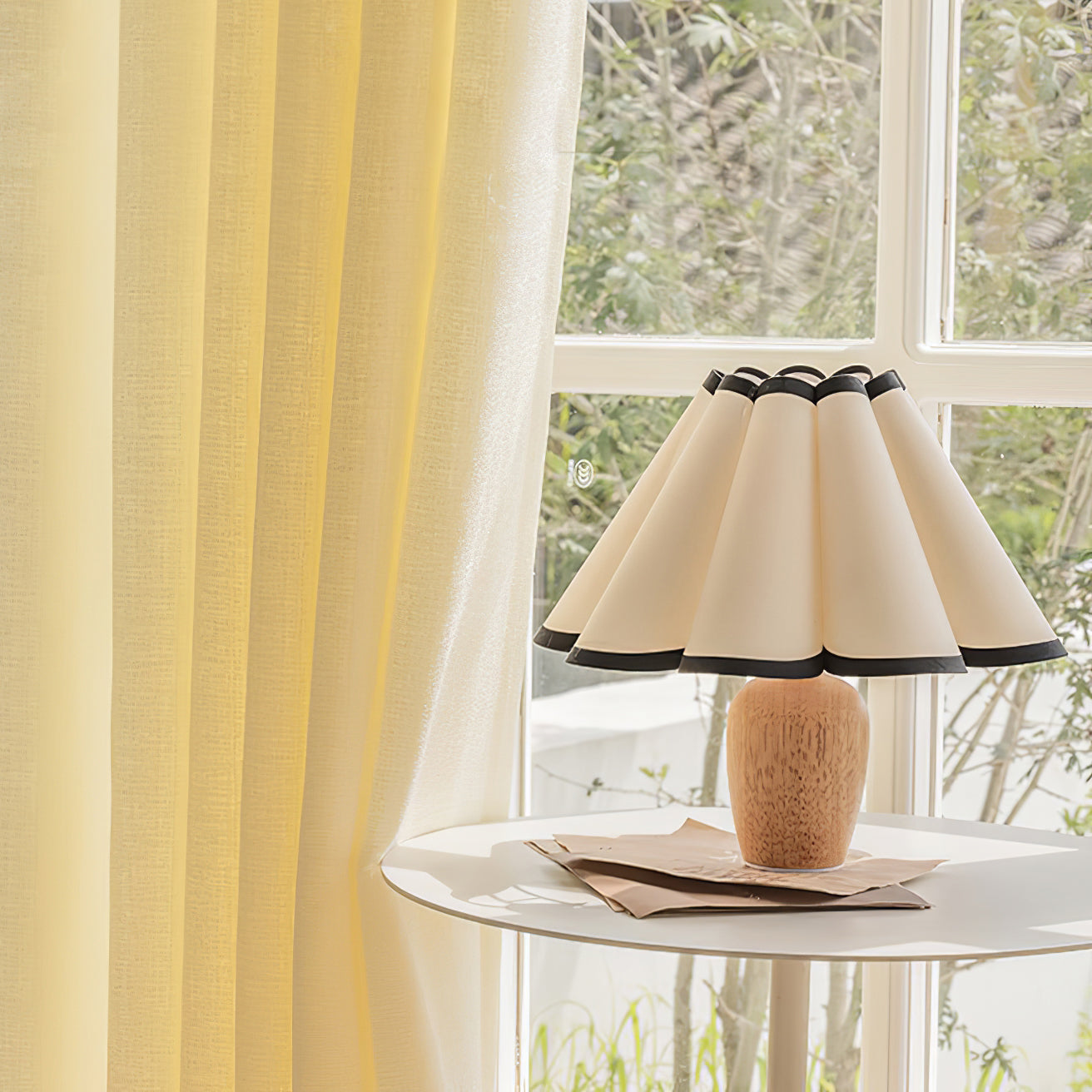 Soft Pleat Wooden Table Lamp for Warm Bedside Lighting
